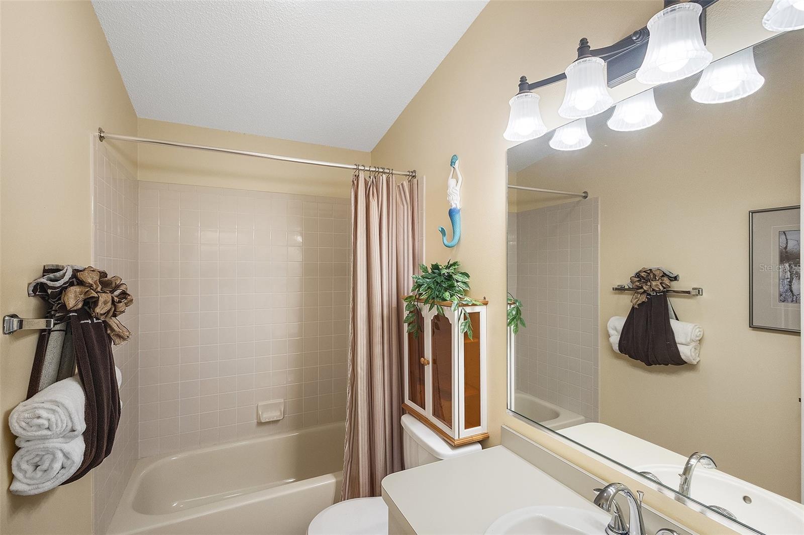 Image 23 of 34 For 1536 Schwartz Boulevard