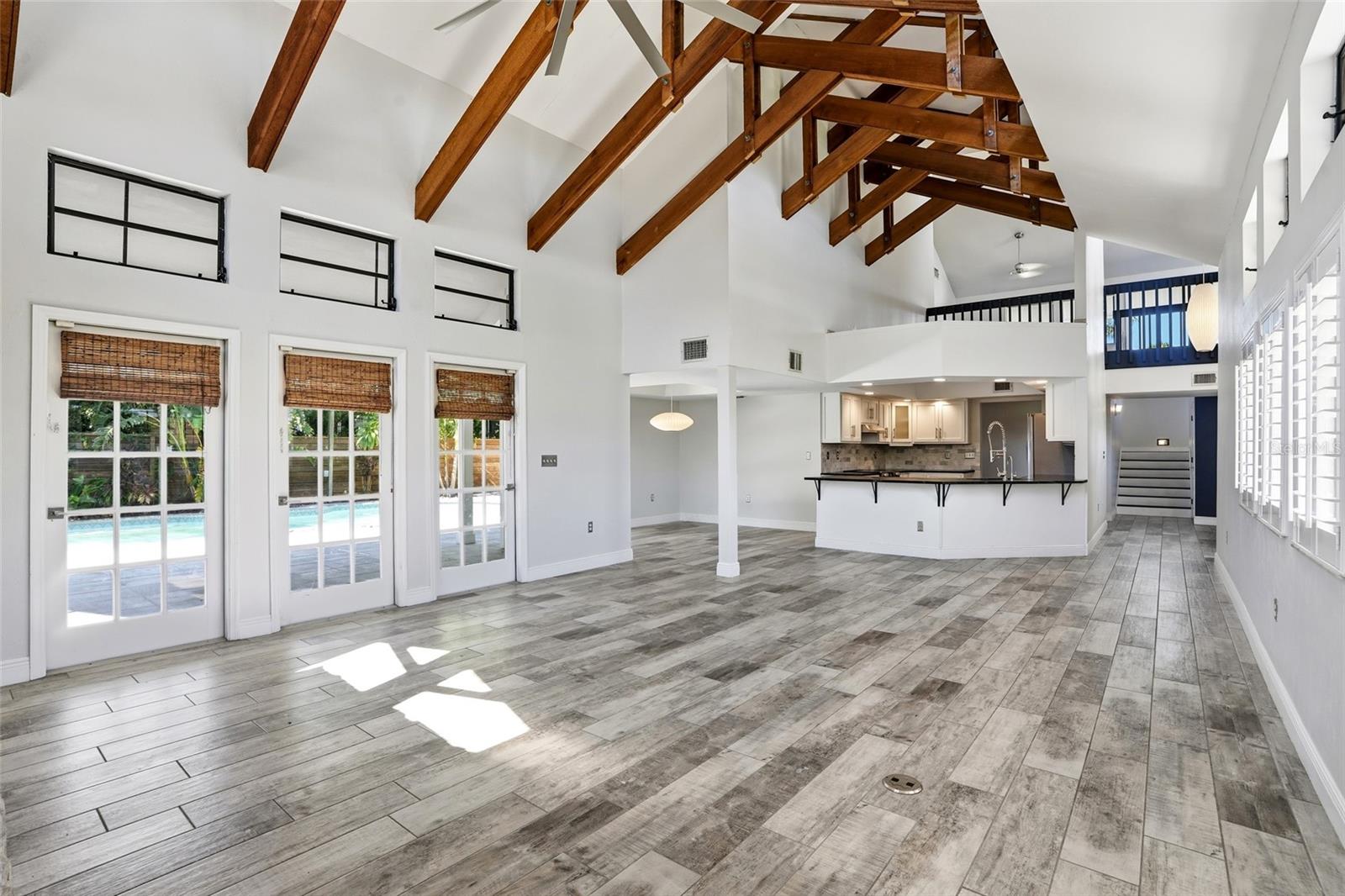 Image 11 of 51 For 330 Prather Drive