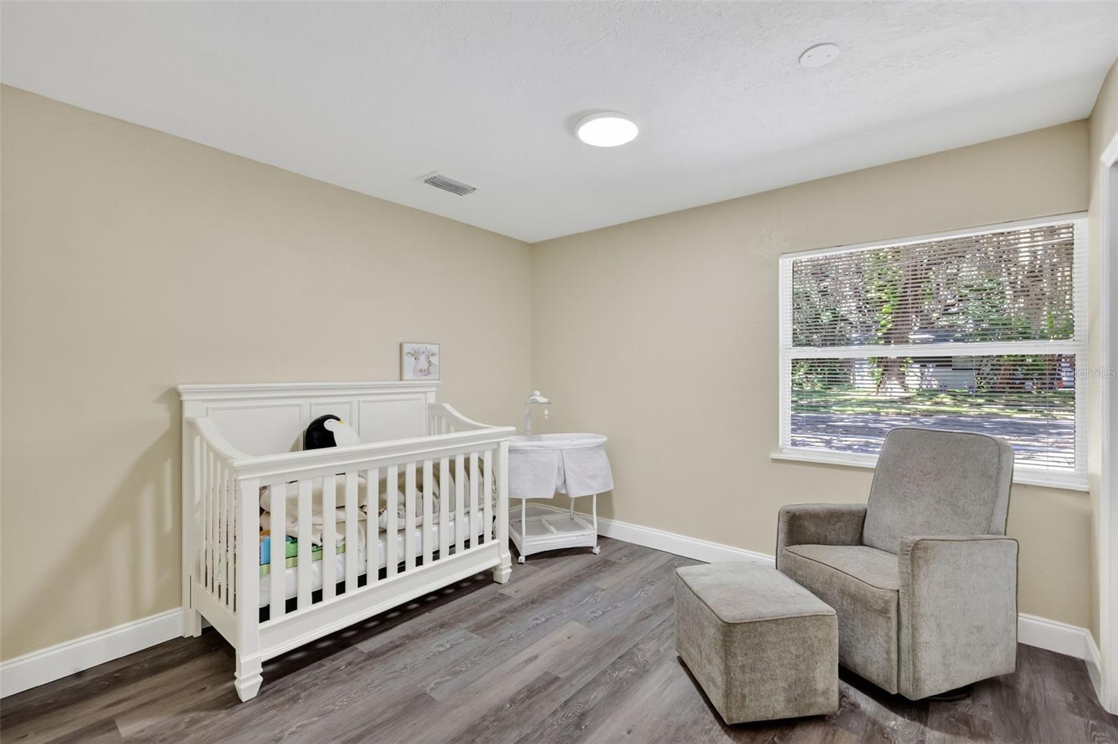 Image 20 of 26 For 1611 Hampton Road