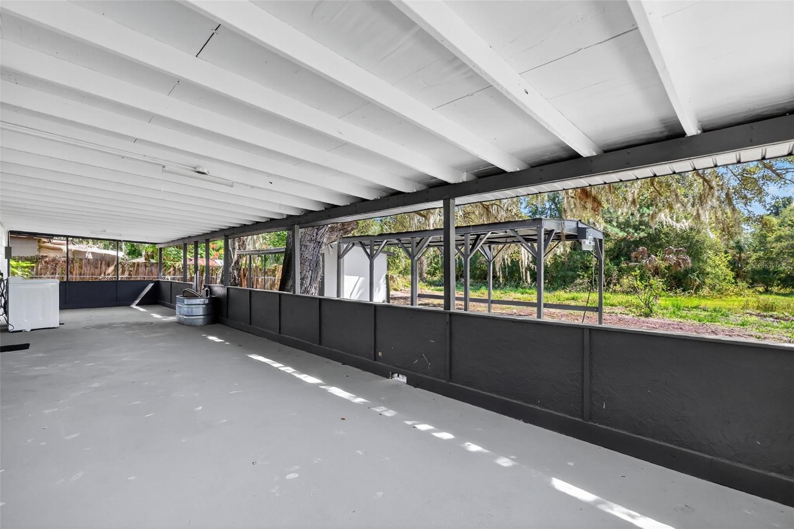 Image 24 of 26 For 1611 Hampton Road