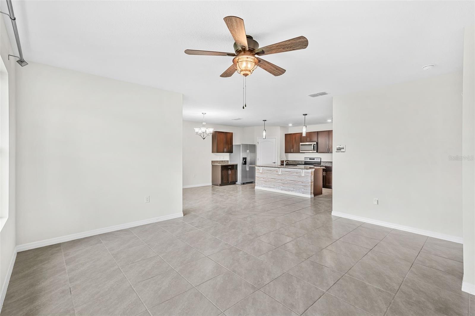 Image 14 of 44 For 1433 Riverboat Drive