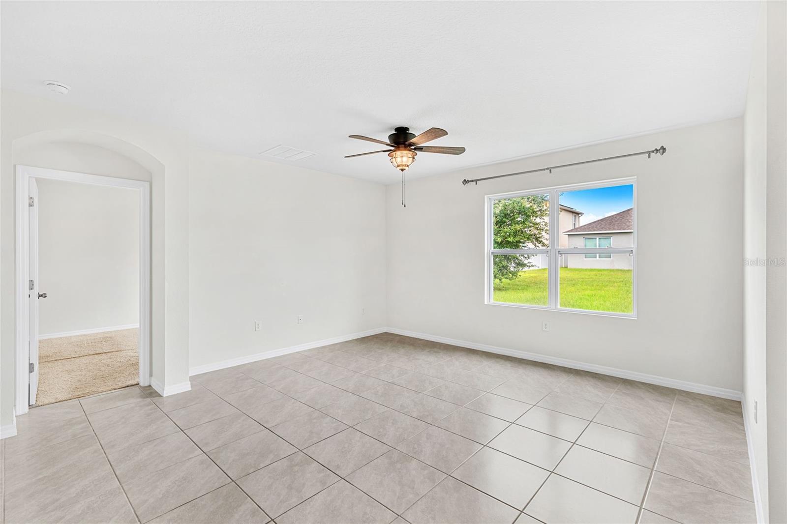 Image 15 of 44 For 1433 Riverboat Drive