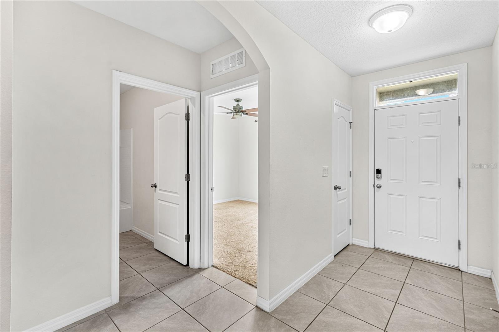 Image 3 of 44 For 1433 Riverboat Drive