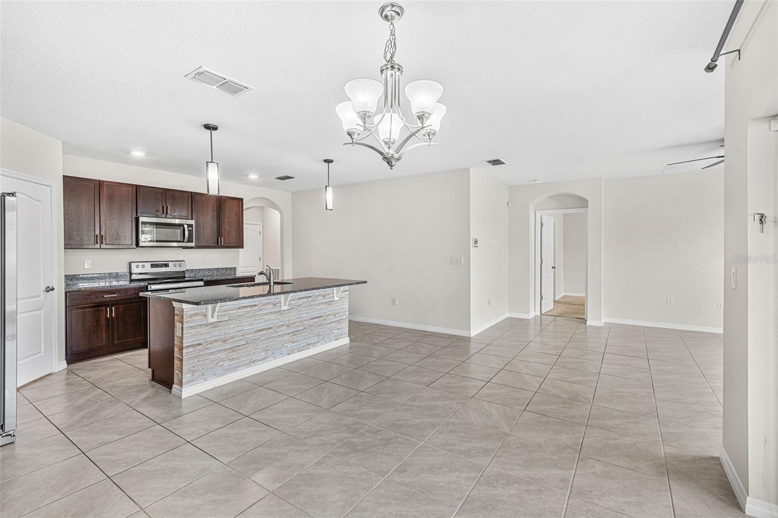 Image 6 of 44 For 1433 Riverboat Drive