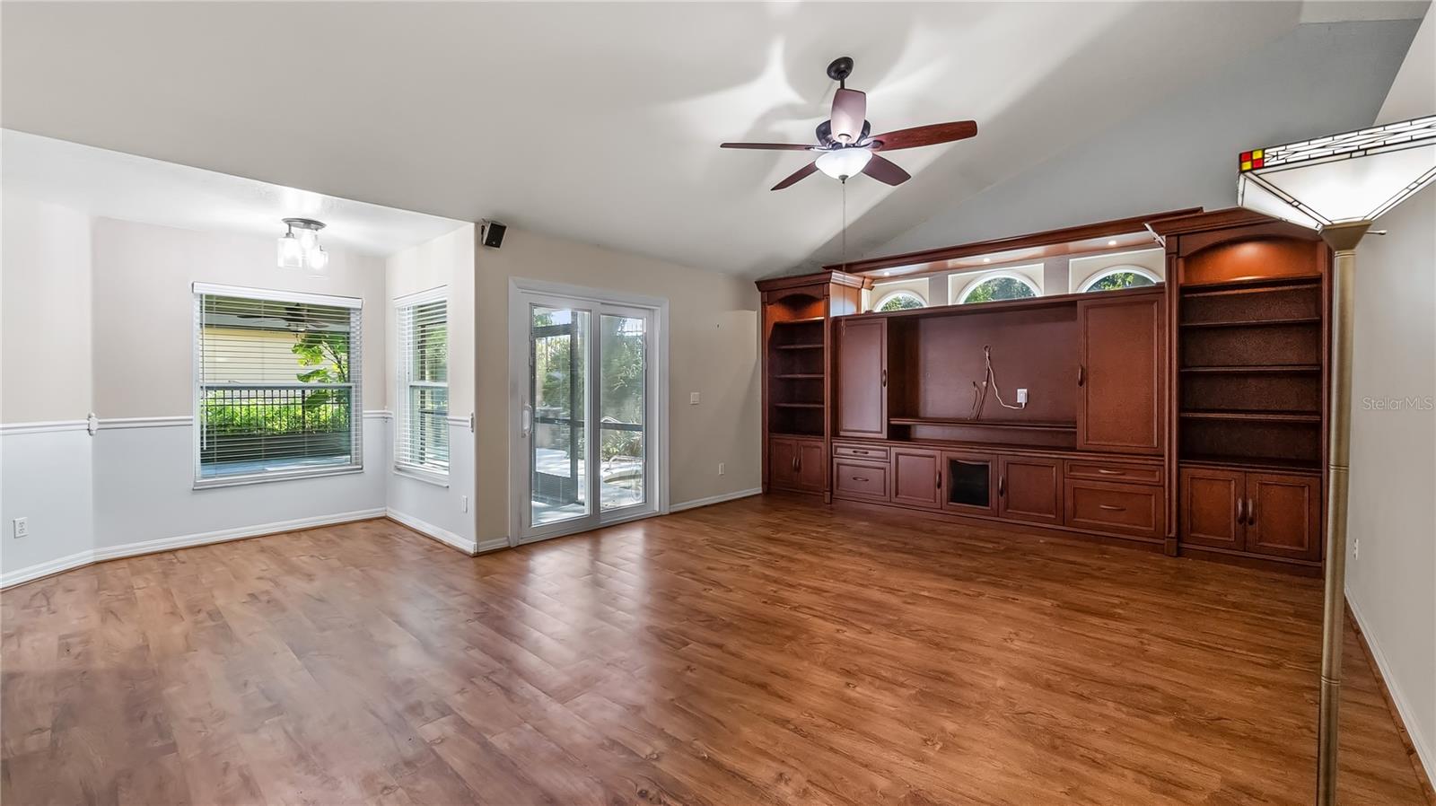 Image 11 of 46 For 8620 Spyglass Loop