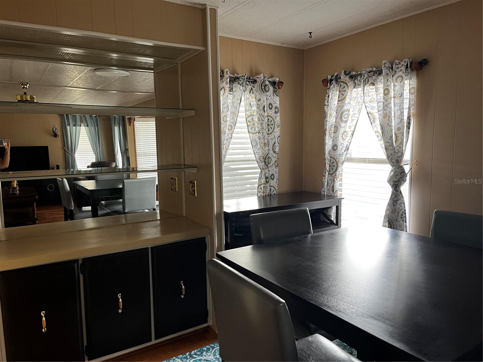 Image 8 of 22 For 212 Paradise S