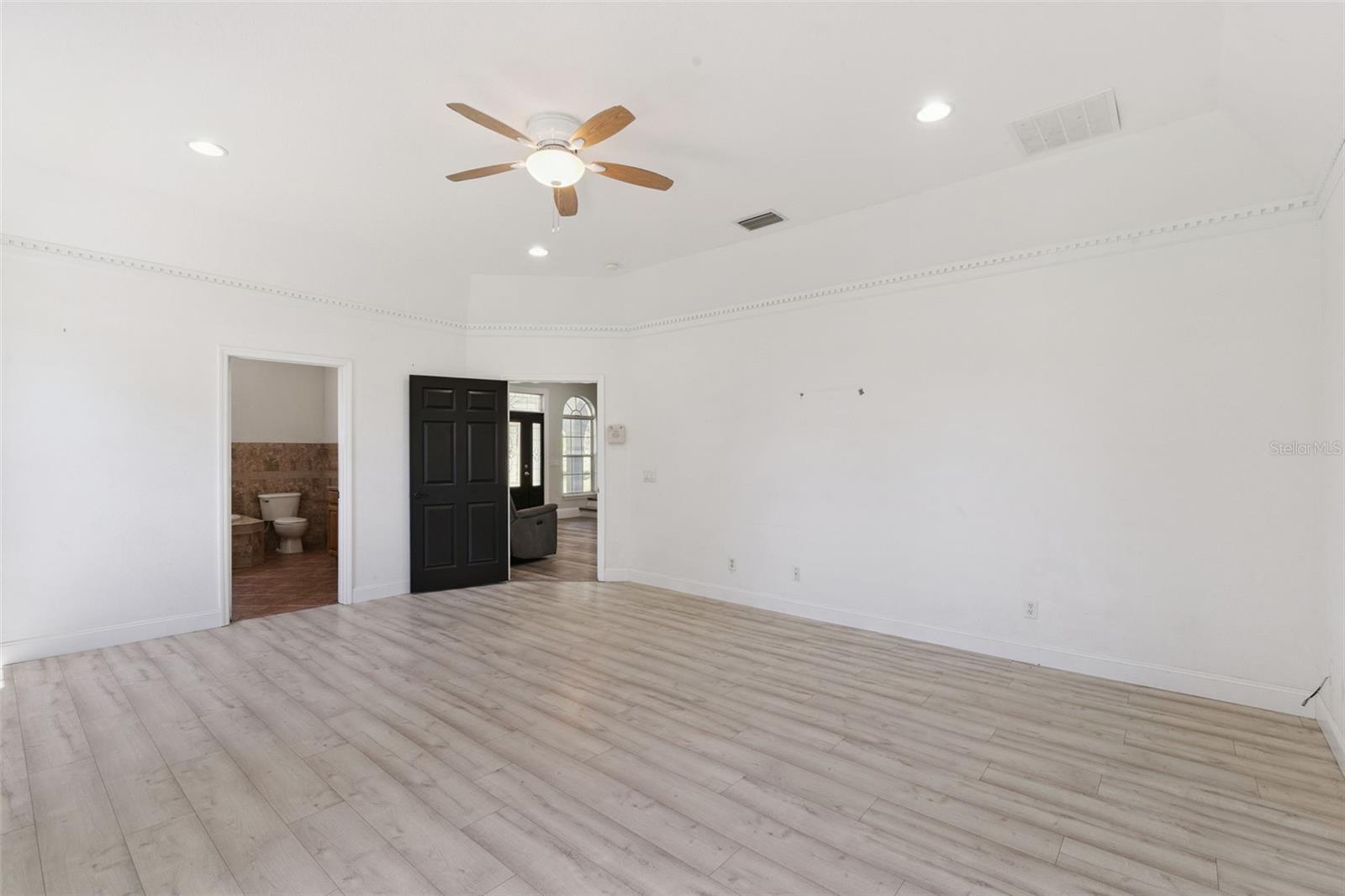Image 16 of 65 For 11540 Mattioda Road