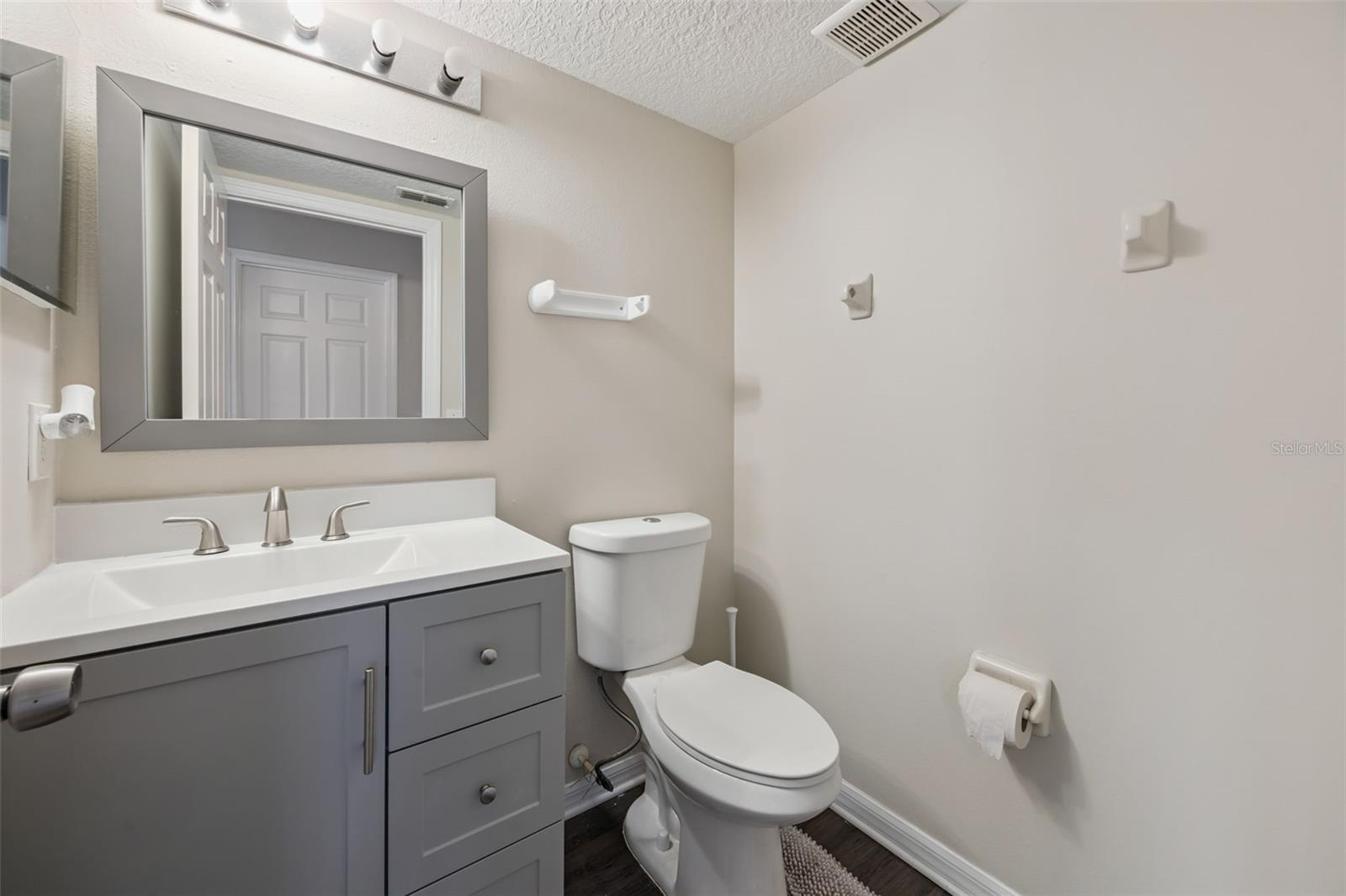 Image 28 of 57 For 5417 Calla Lily Court