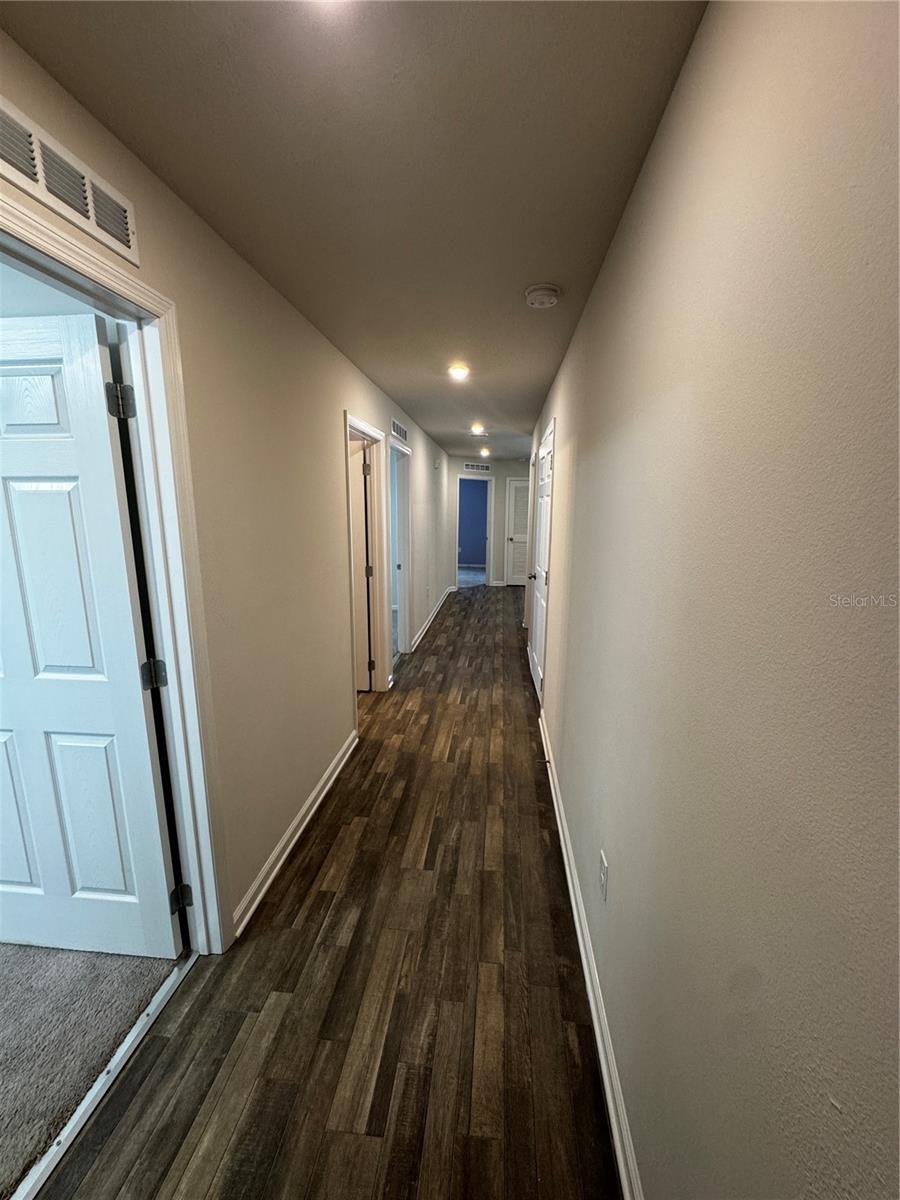 Image 6 of 15 For 1721 Nebraska Loop