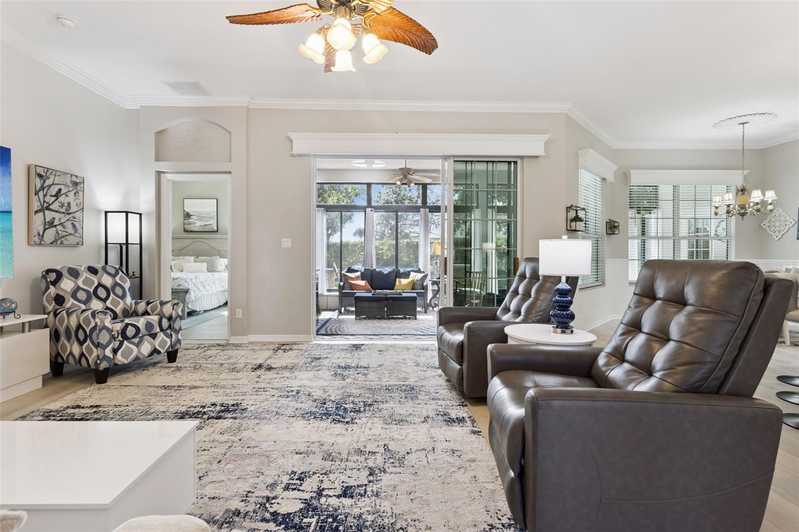 Image 11 of 34 For 25633 Laurel Valley