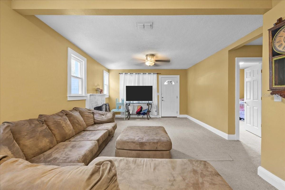 Image 11 of 26 For 2262 Bayview Road