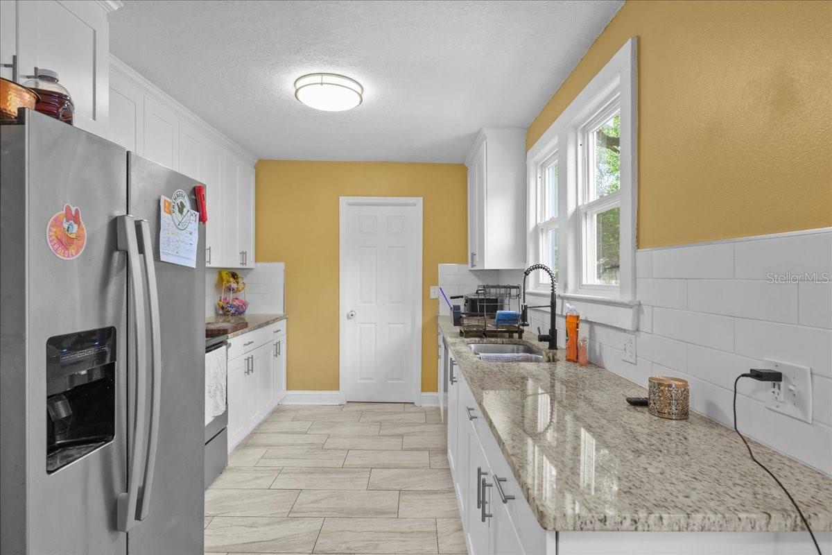 Image 12 of 26 For 2262 Bayview Road