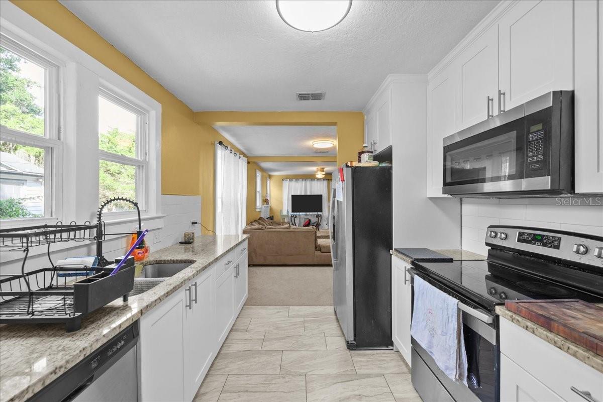 Image 13 of 26 For 2262 Bayview Road