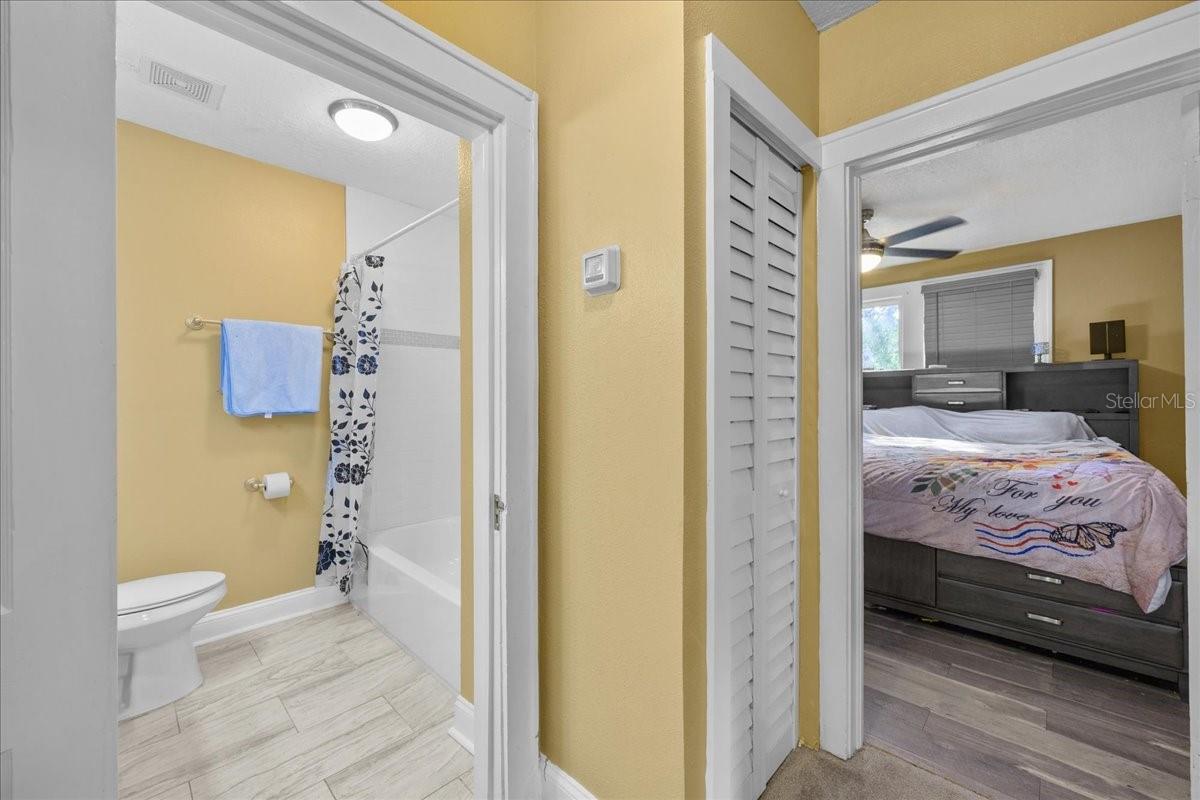 Image 19 of 26 For 2262 Bayview Road