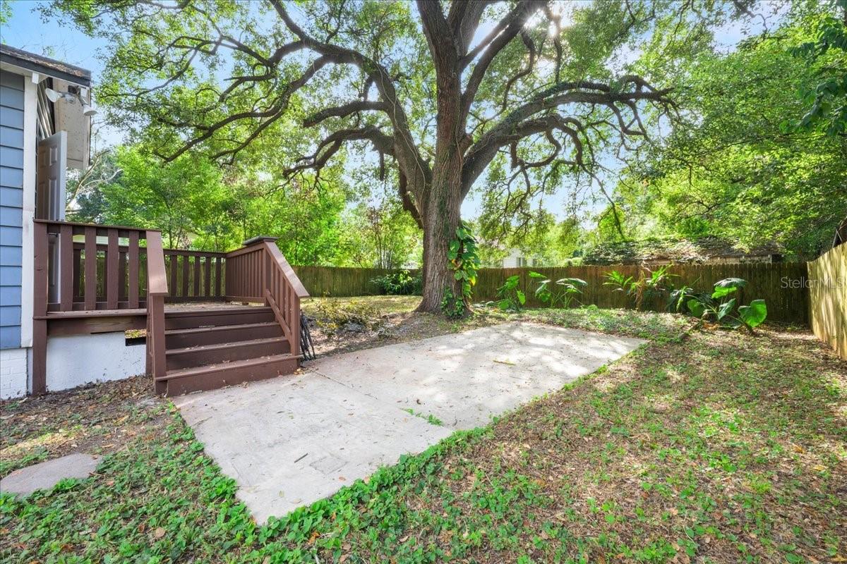 Image 25 of 26 For 2262 Bayview Road