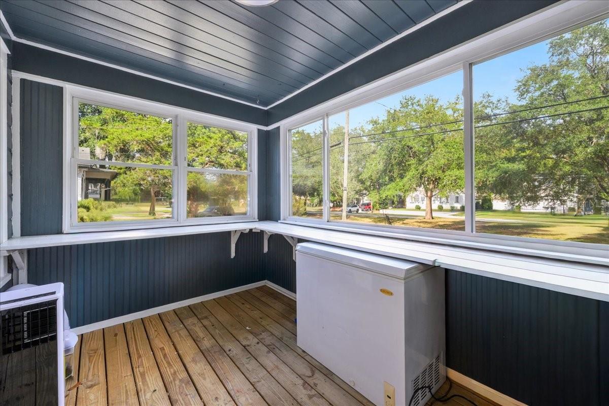 Image 6 of 26 For 2262 Bayview Road