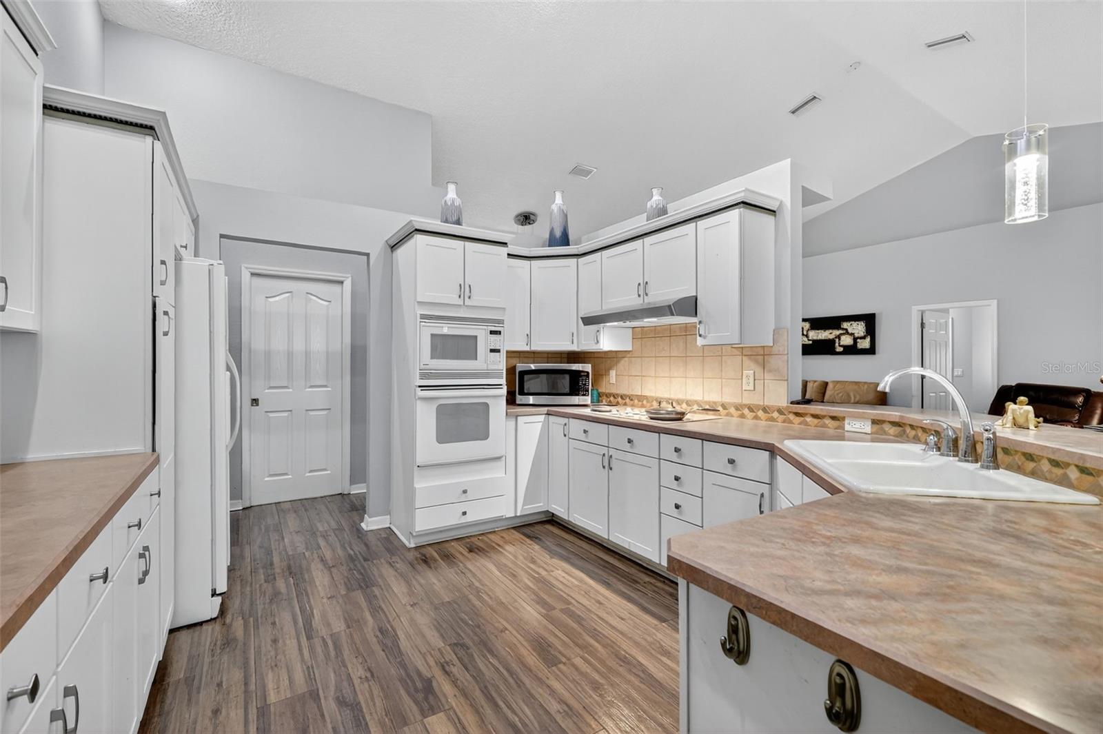 Image 10 of 35 For 36320 Piney Ridge Boulevard