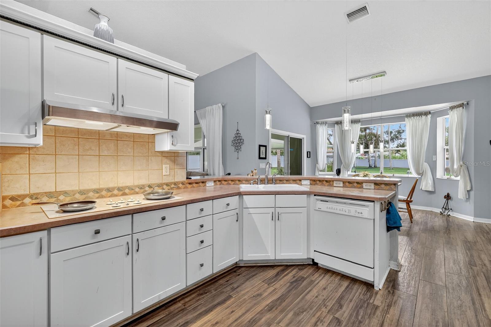 Image 12 of 35 For 36320 Piney Ridge Boulevard