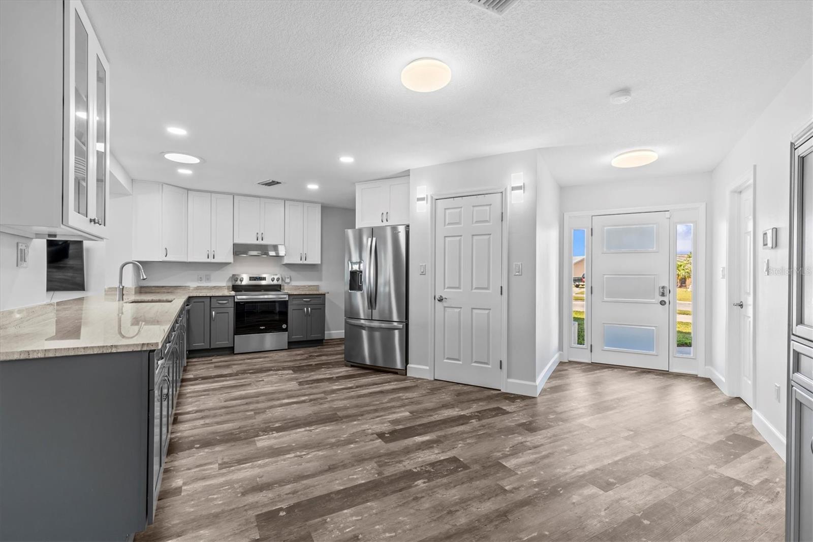 Image 10 of 51 For 5524 Leeward Lane