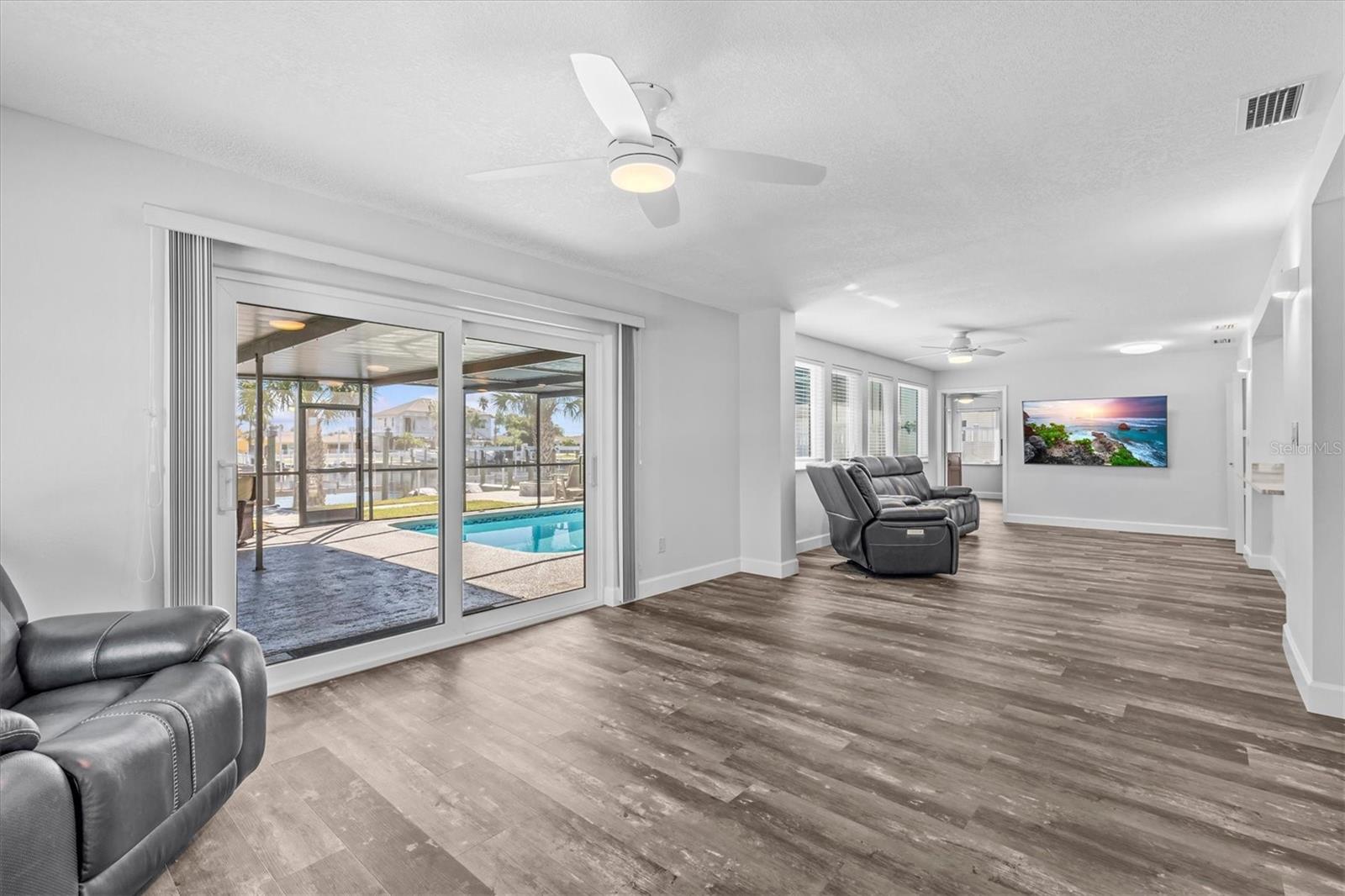 Image 12 of 51 For 5524 Leeward Lane