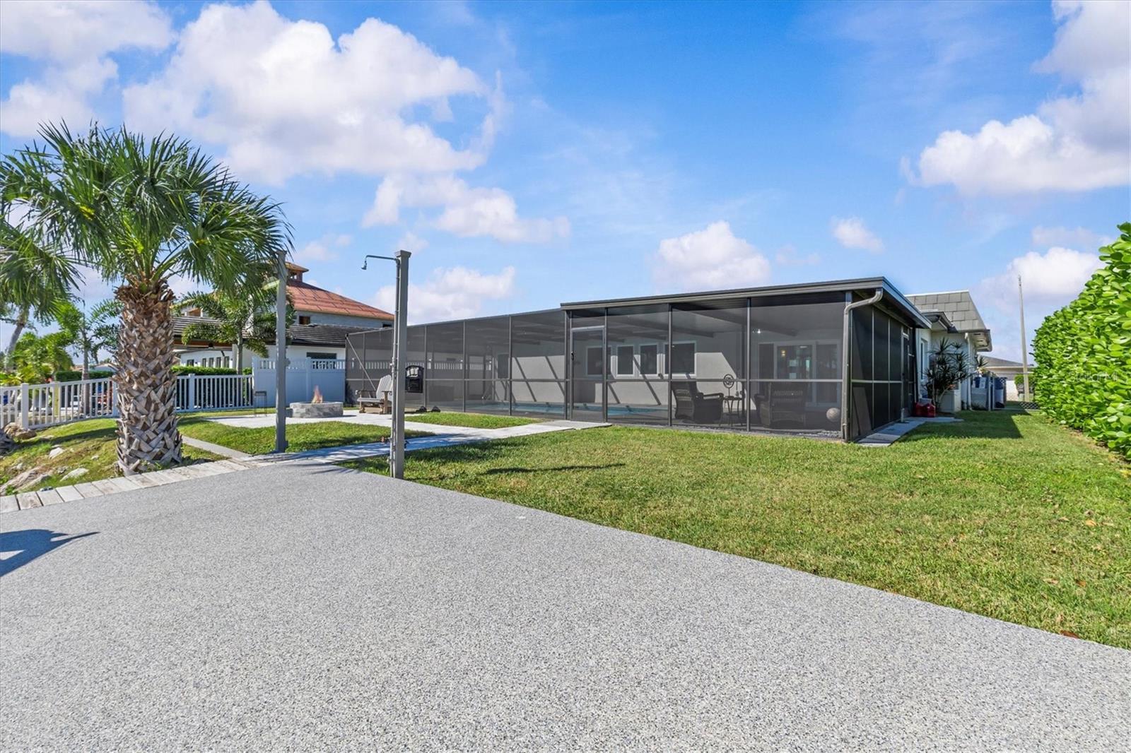 Image 26 of 51 For 5524 Leeward Lane