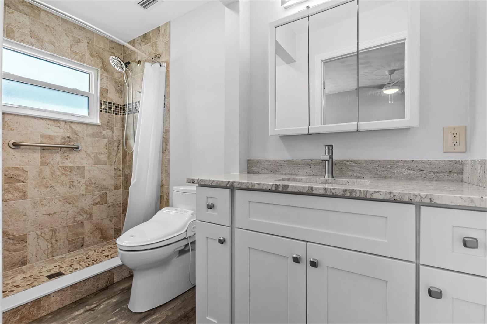 Image 36 of 51 For 5524 Leeward Lane