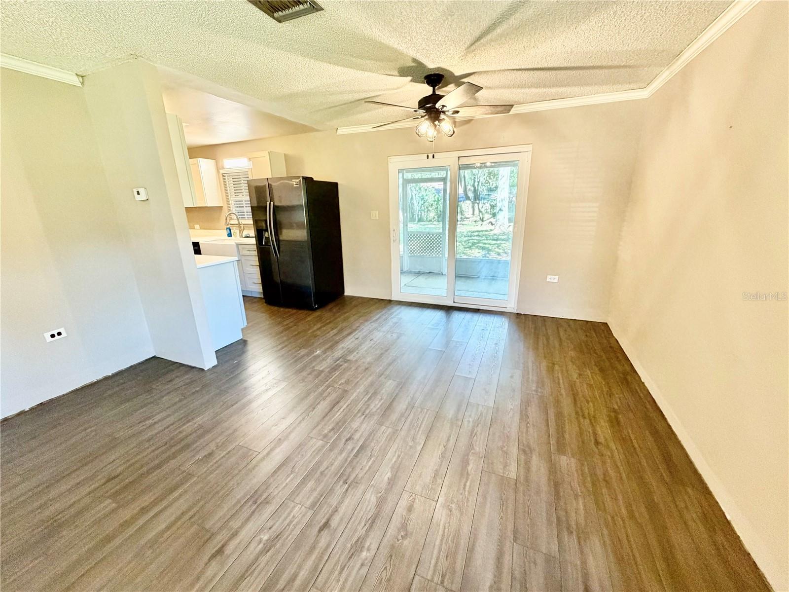 Image 11 of 45 For 208 Palm Way