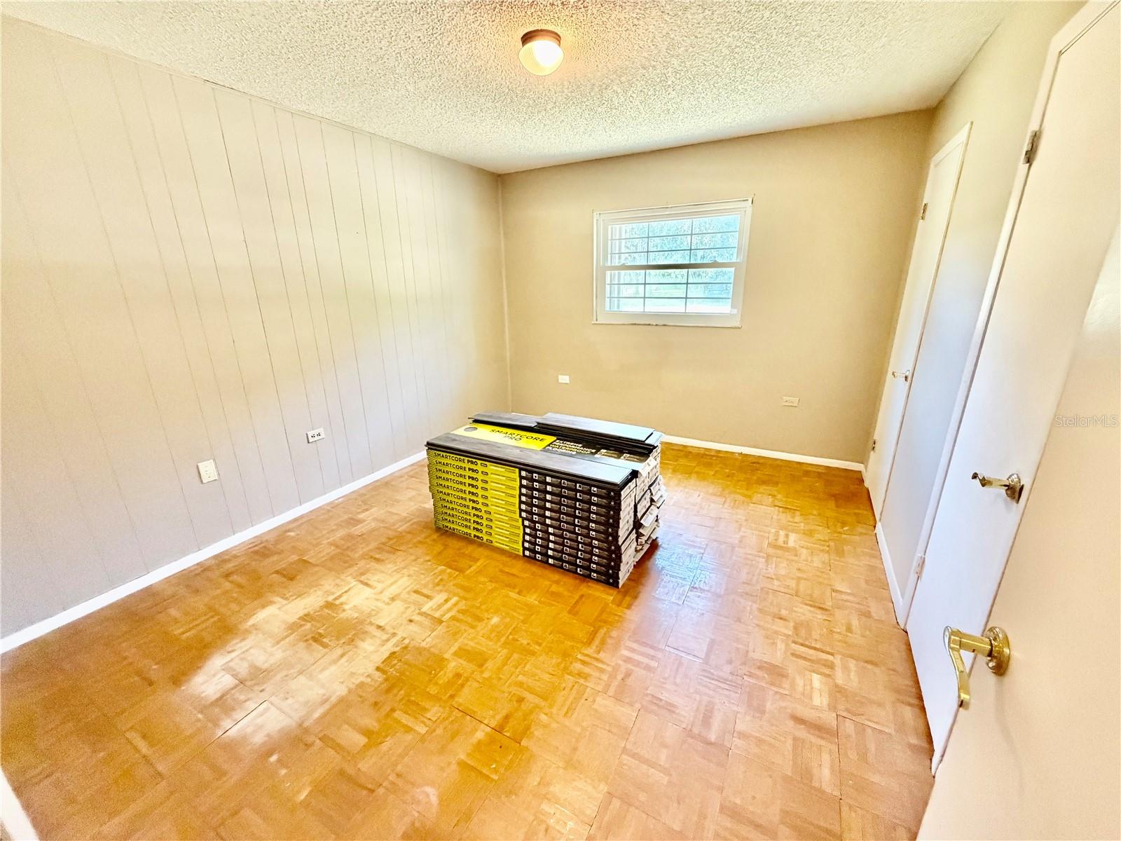 Image 18 of 45 For 208 Palm Way