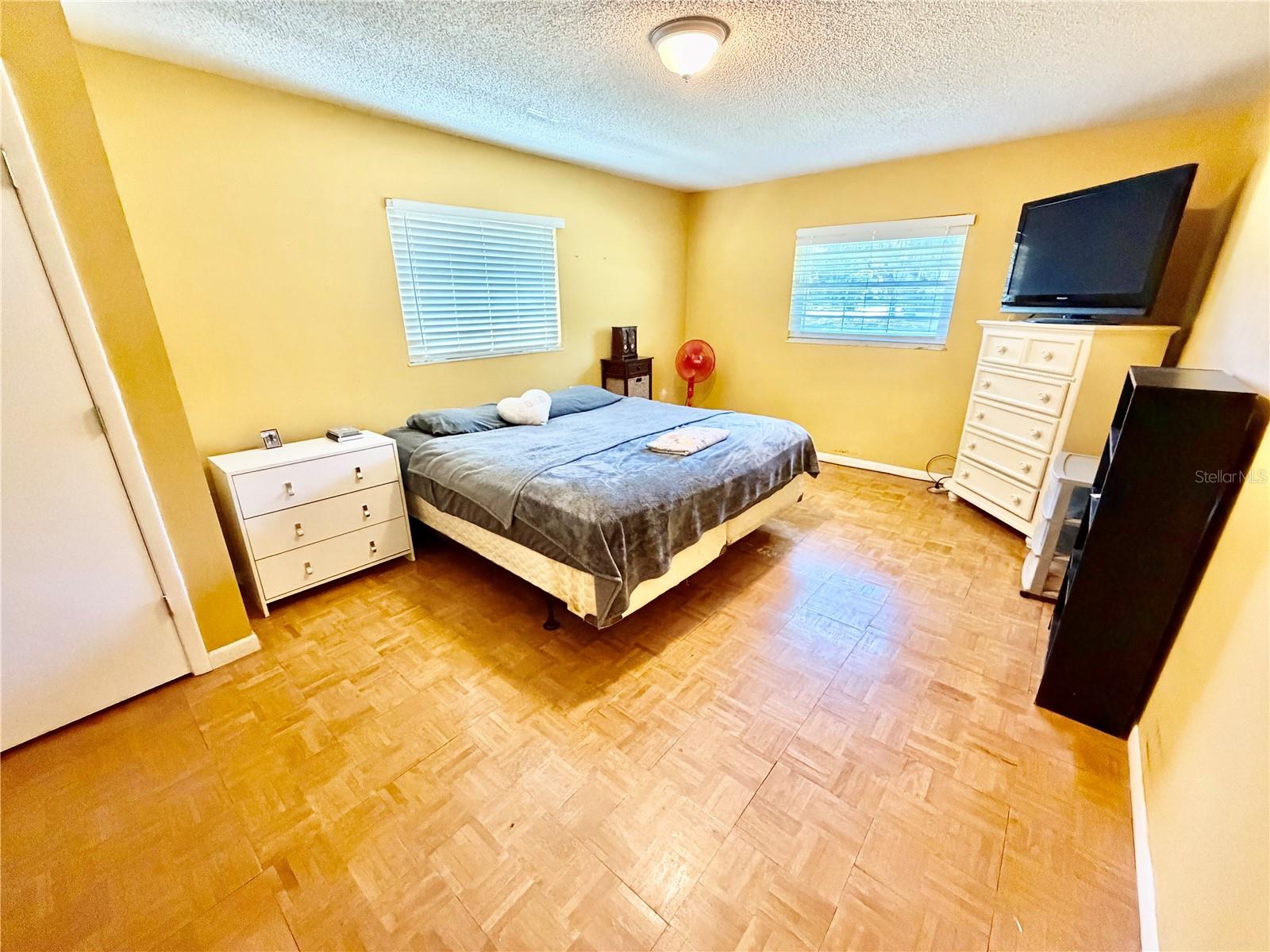Image 27 of 45 For 208 Palm Way