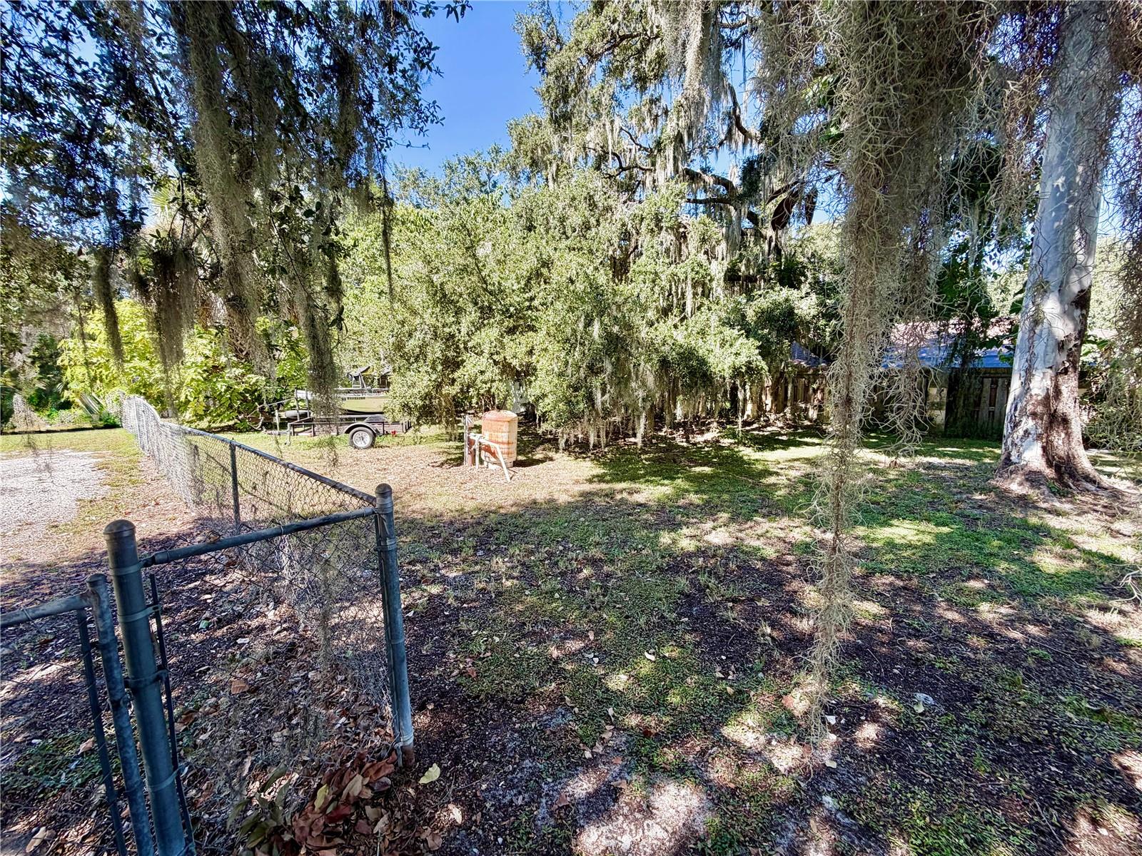 Image 36 of 45 For 208 Palm Way