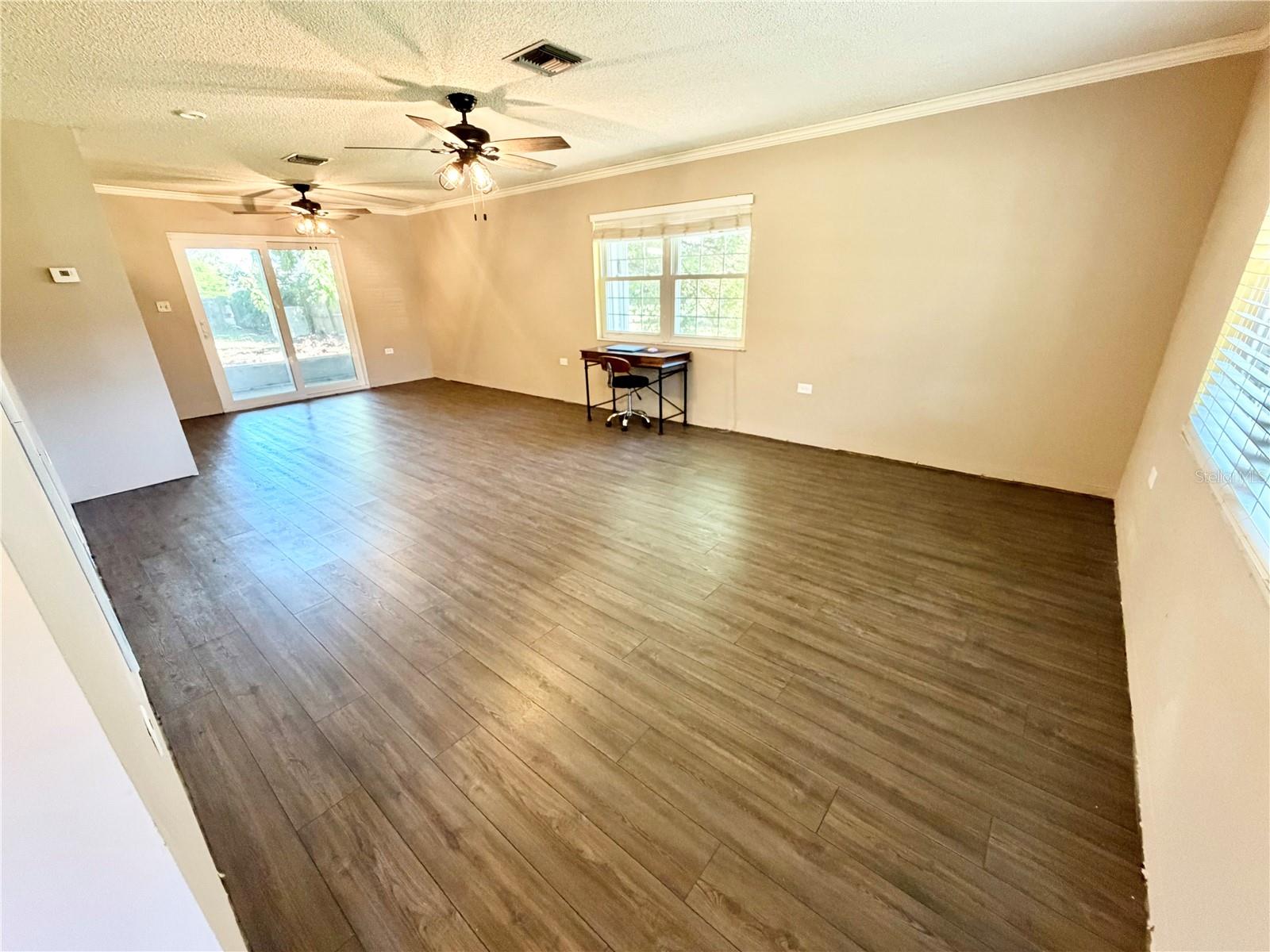 Image 4 of 45 For 208 Palm Way