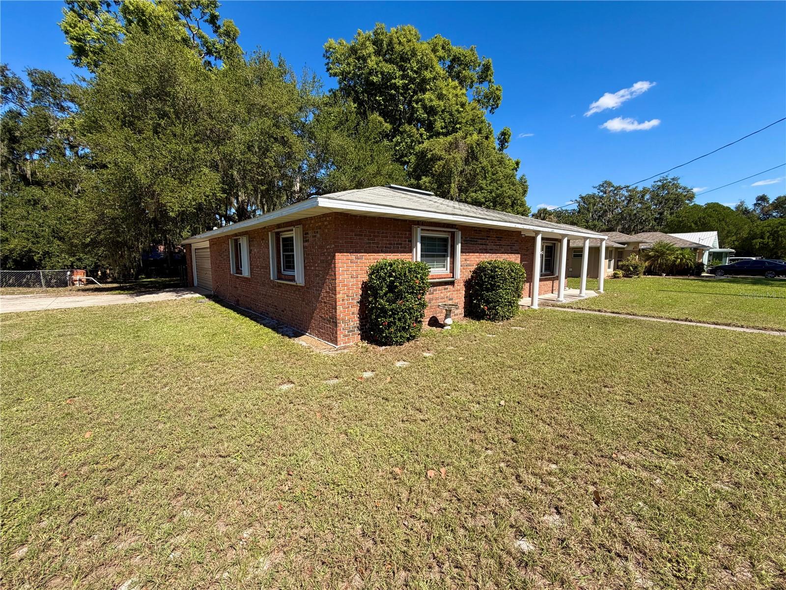 Image 44 of 45 For 208 Palm Way