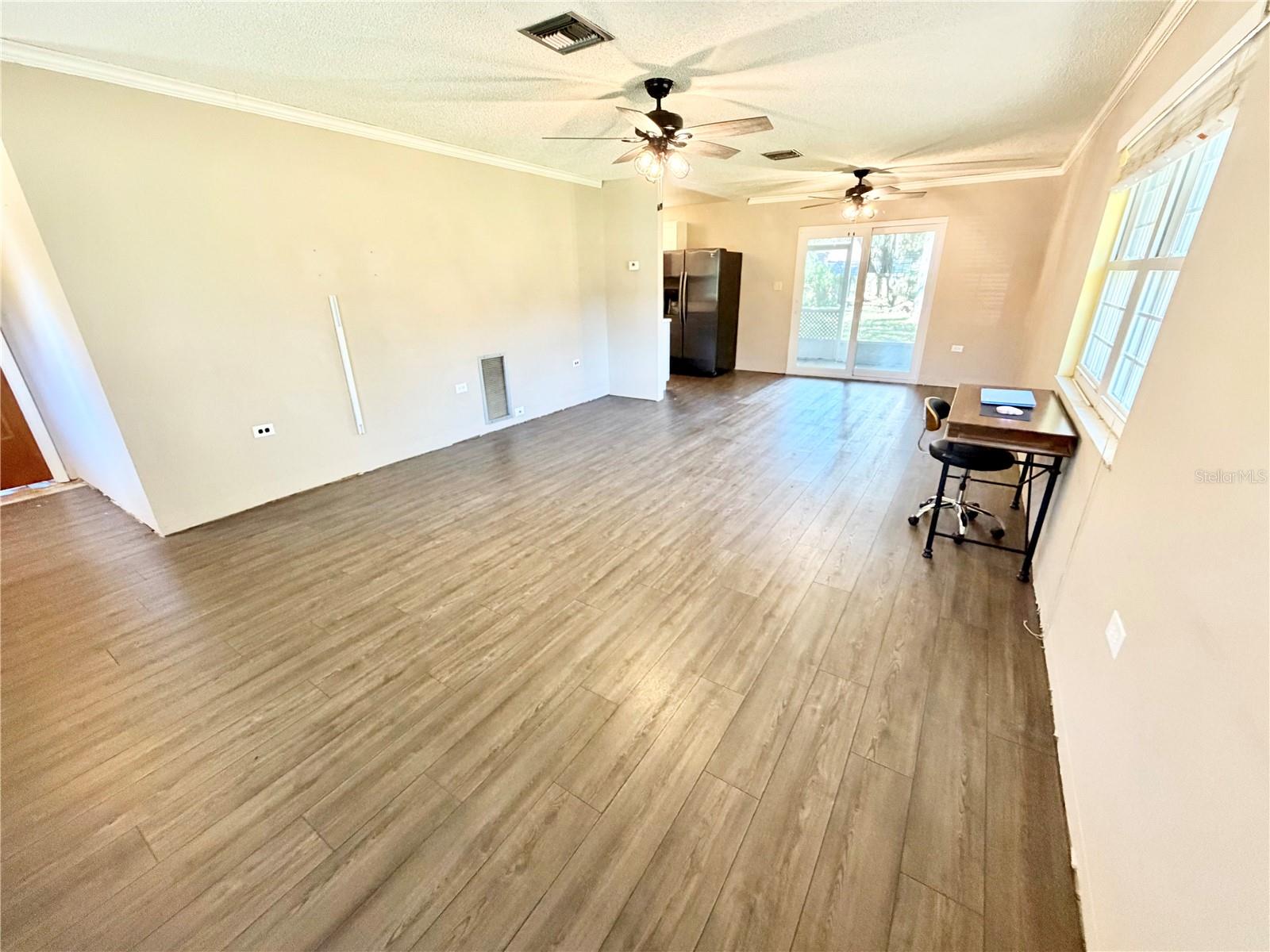 Image 9 of 45 For 208 Palm Way