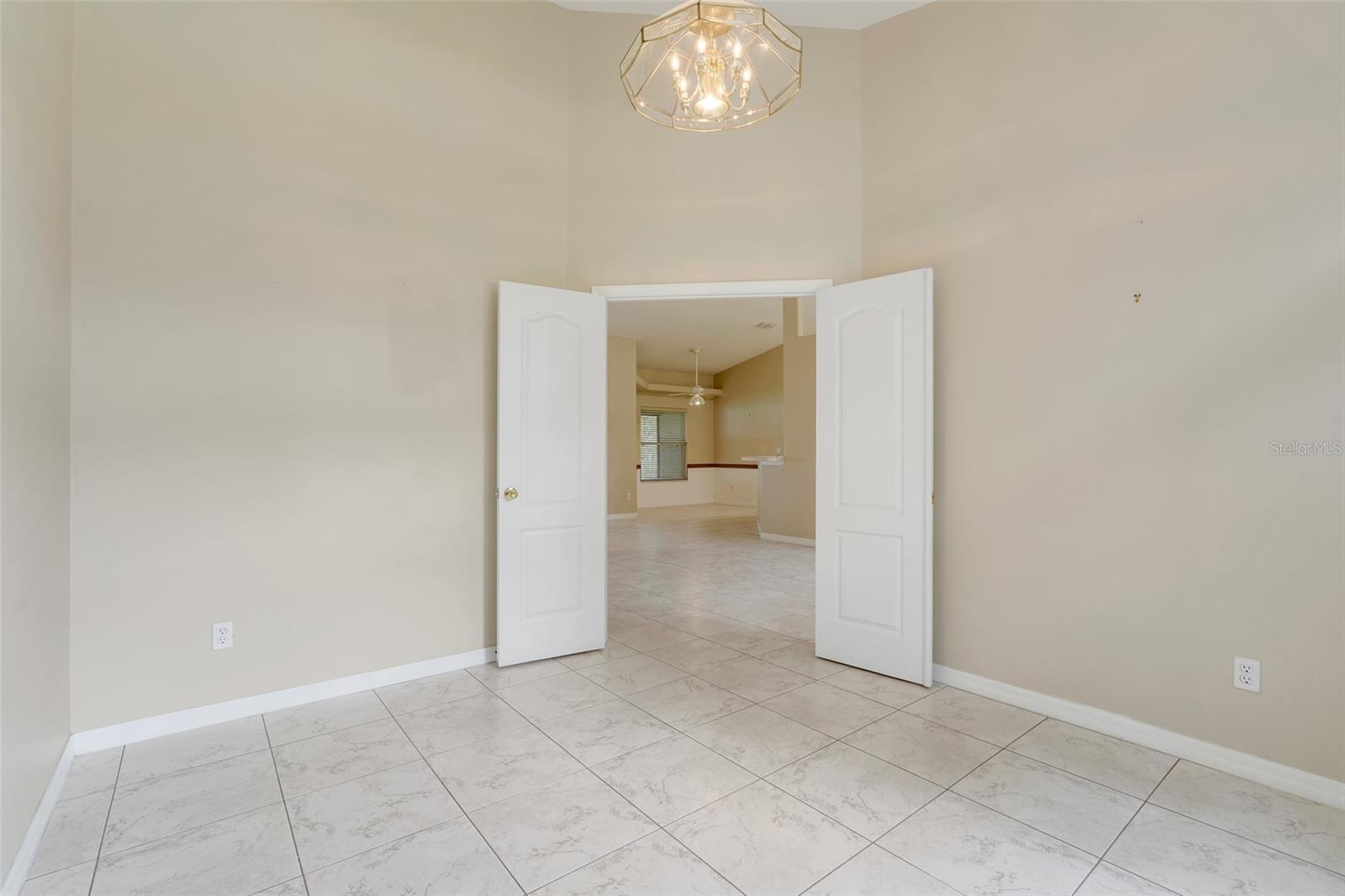 Image 16 of 37 For 880 Princeton Drive