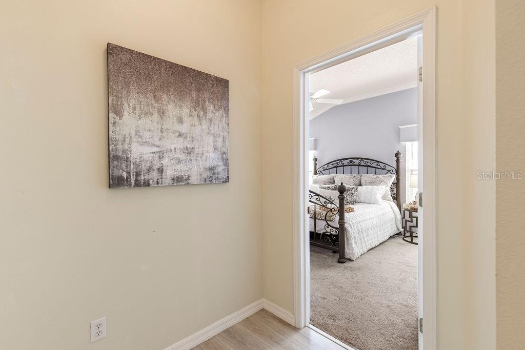 Image 17 of 47 For 733 Palma Drive