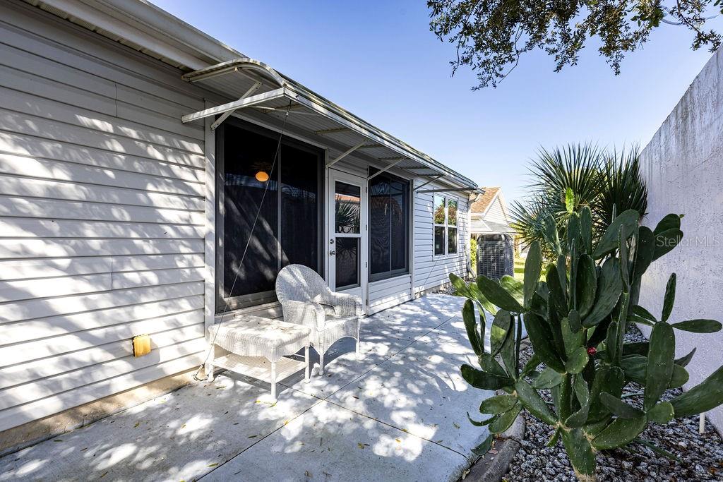 Image 28 of 47 For 733 Palma Drive