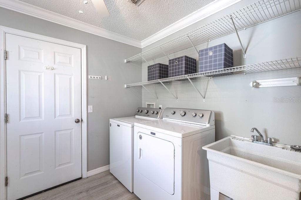 Image 30 of 47 For 733 Palma Drive