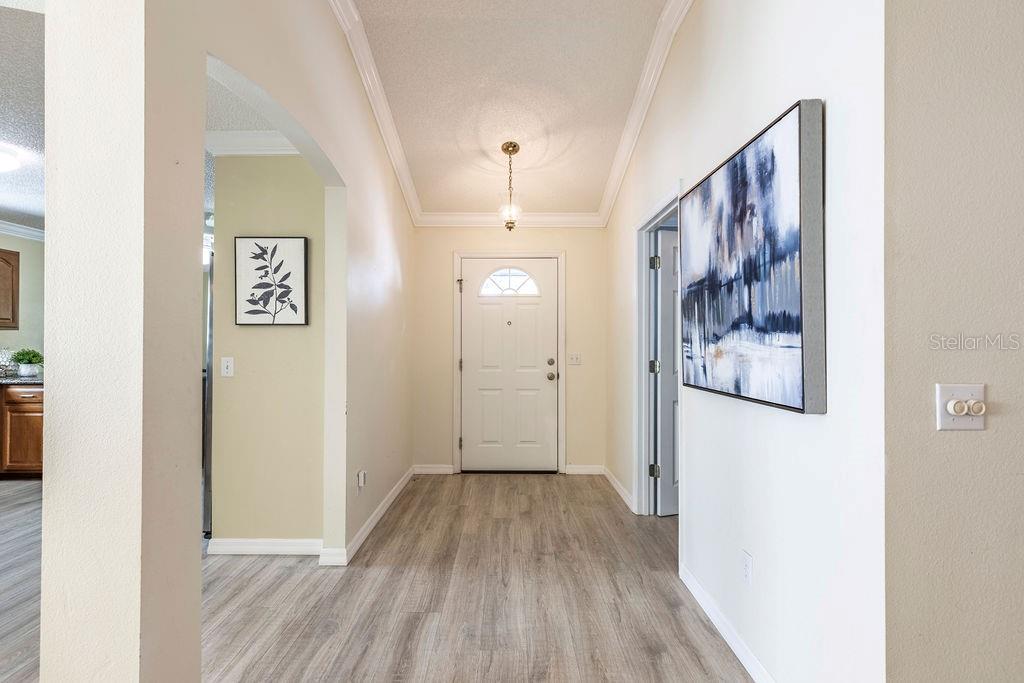 Image 7 of 47 For 733 Palma Drive