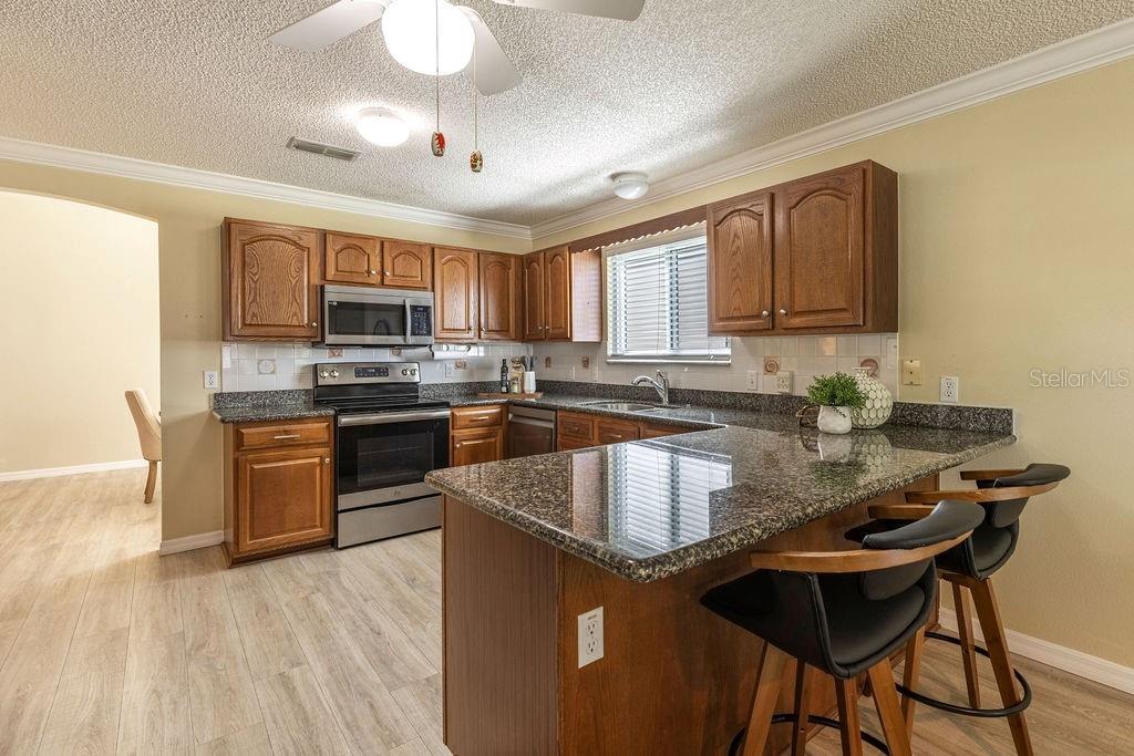 Image 8 of 47 For 733 Palma Drive