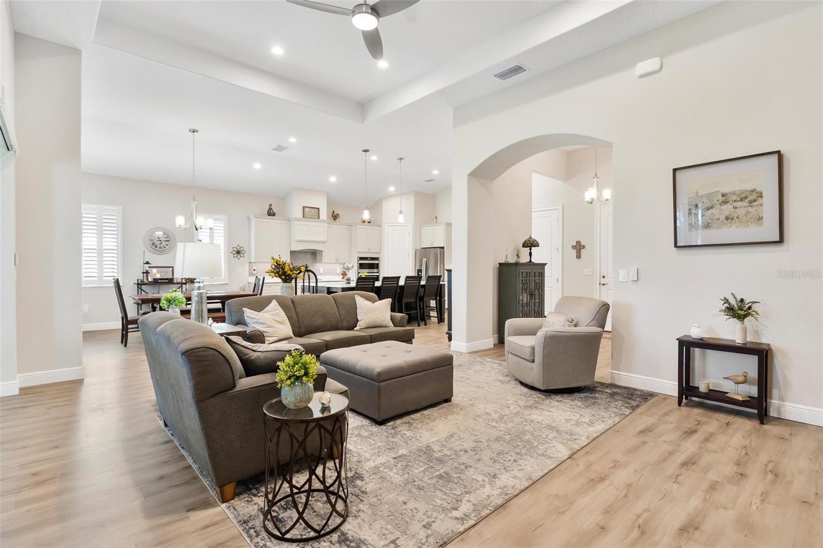 Image 7 of 56 For 5066 Greens Drive