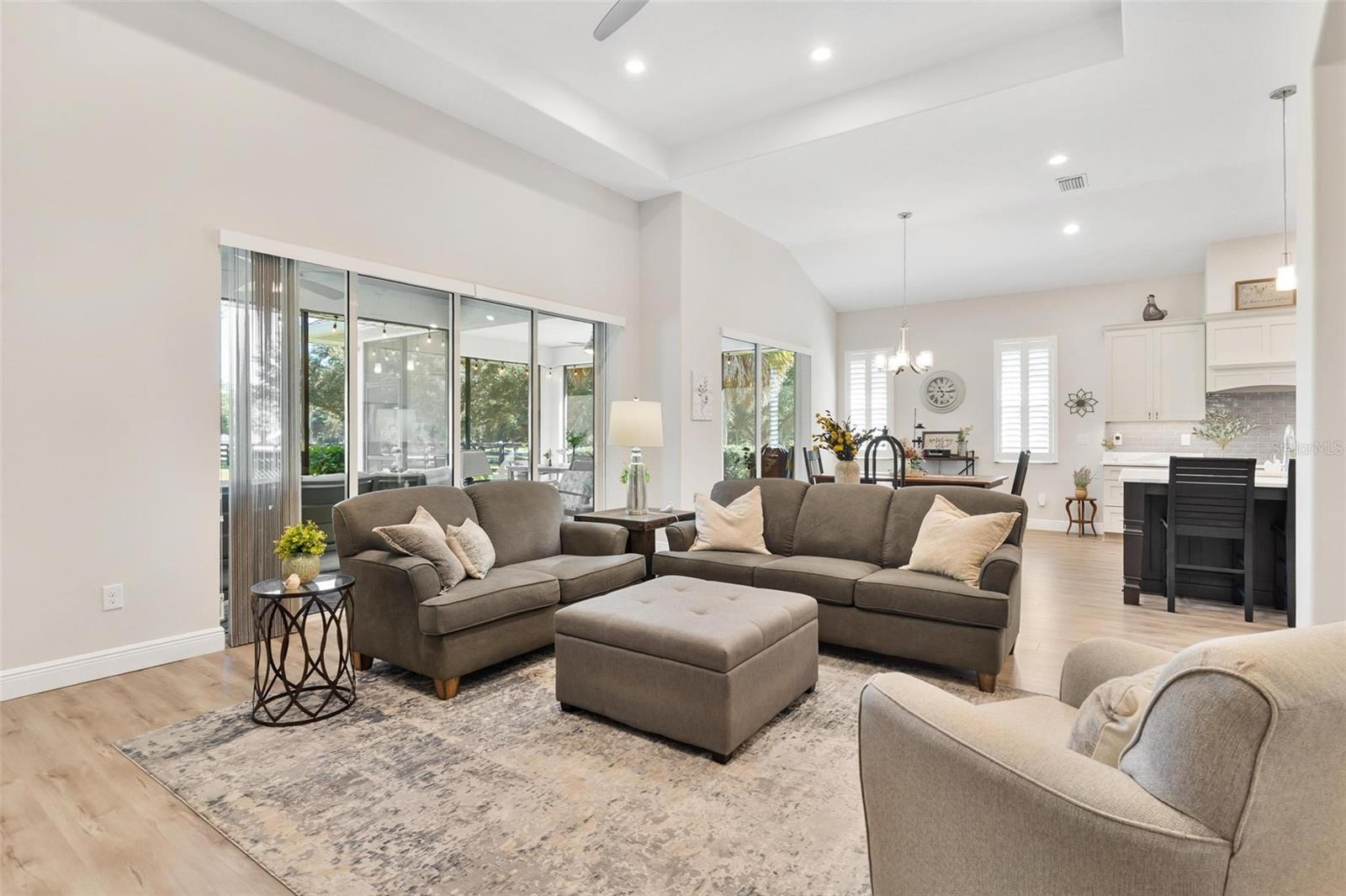 Image 8 of 56 For 5066 Greens Drive