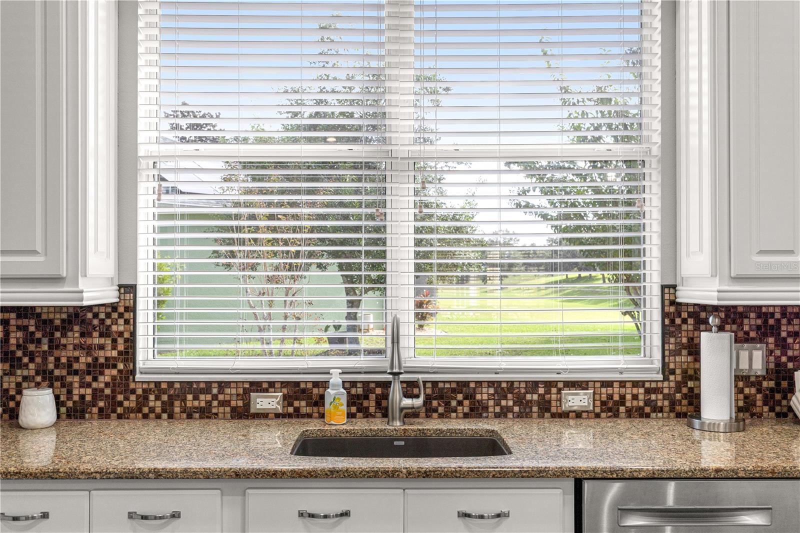 Image 23 of 80 For 25500 Maurepas Lane