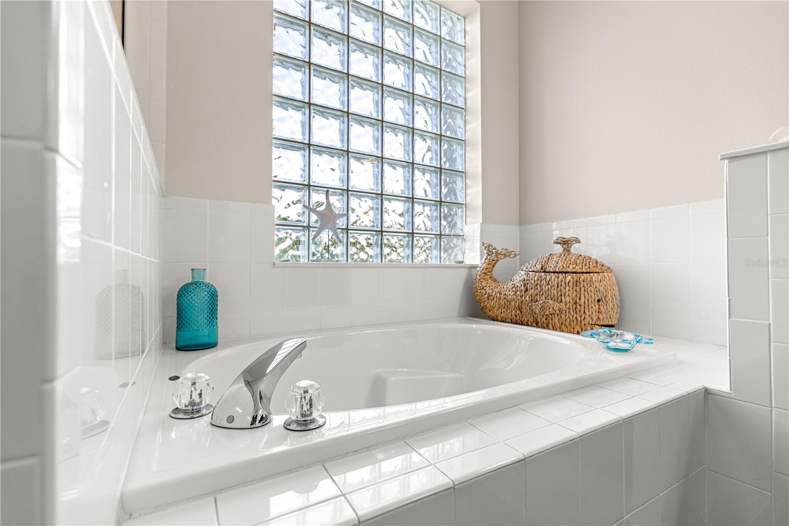 Image 34 of 80 For 25500 Maurepas Lane