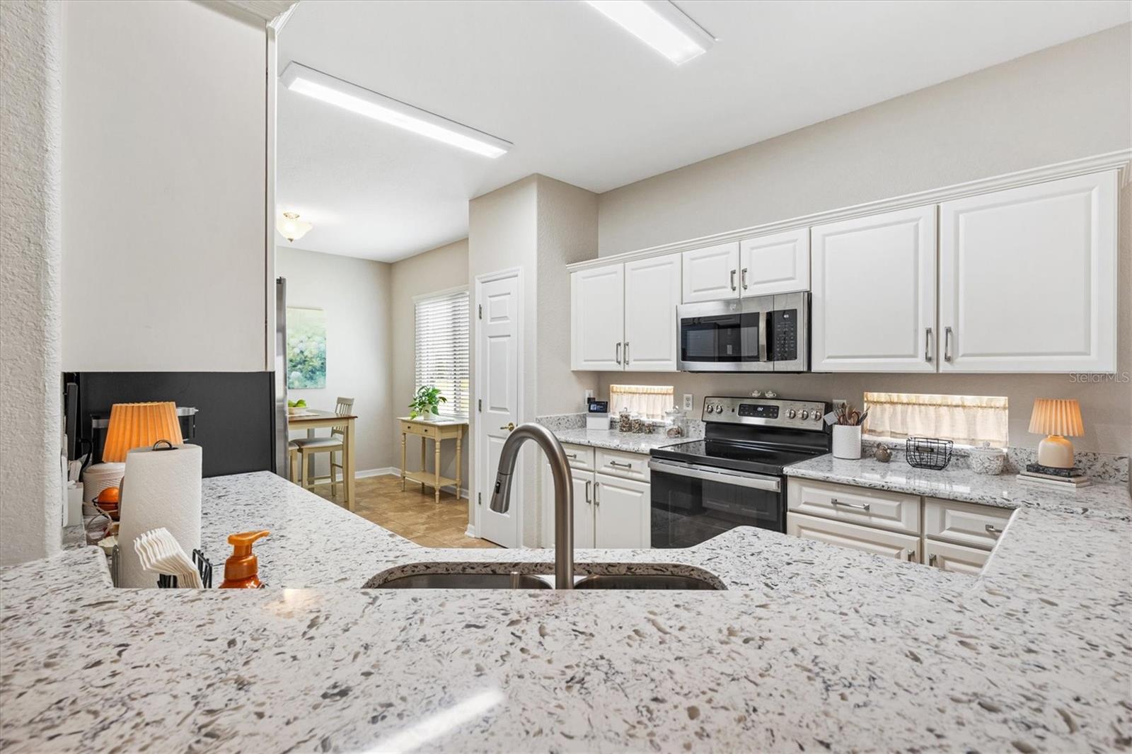 Image 10 of 51 For 9369 124th Loop