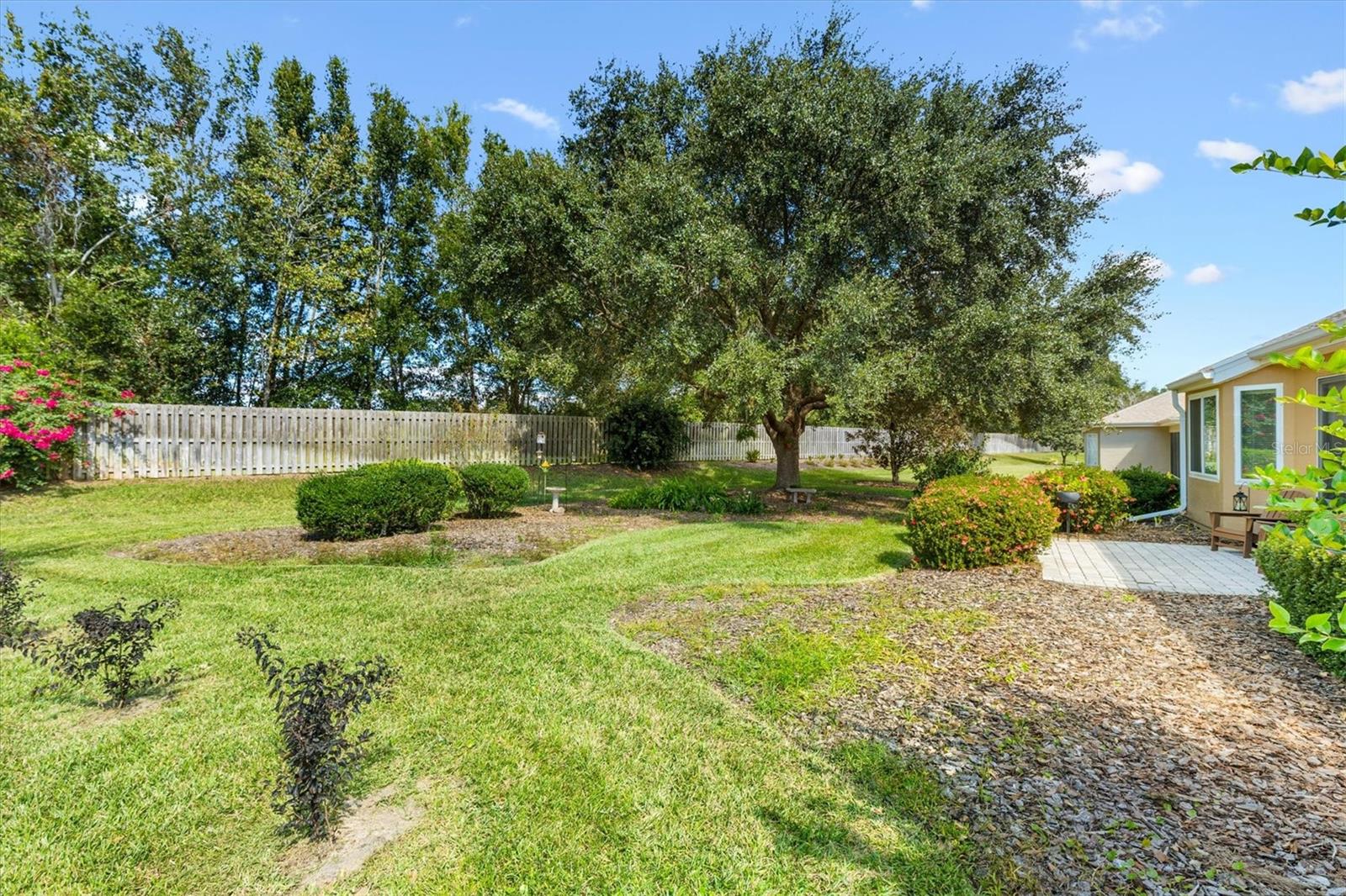 Image 34 of 51 For 9369 124th Loop