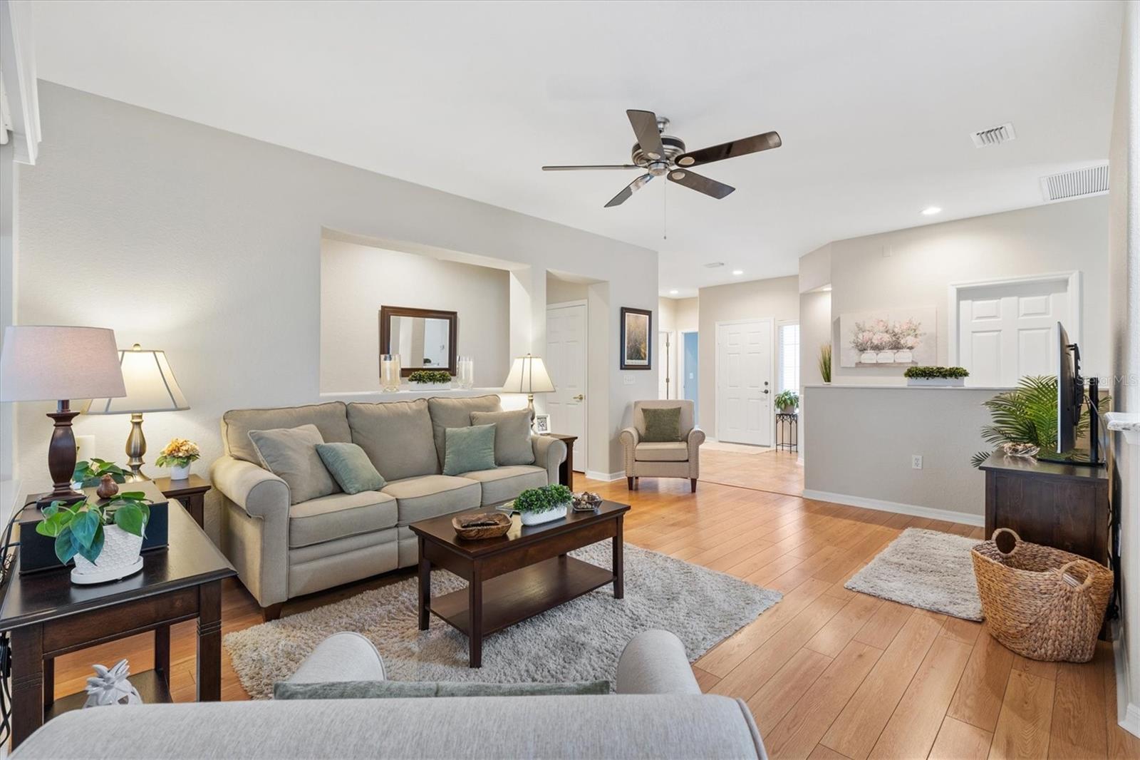 Image 9 of 51 For 9369 124th Loop