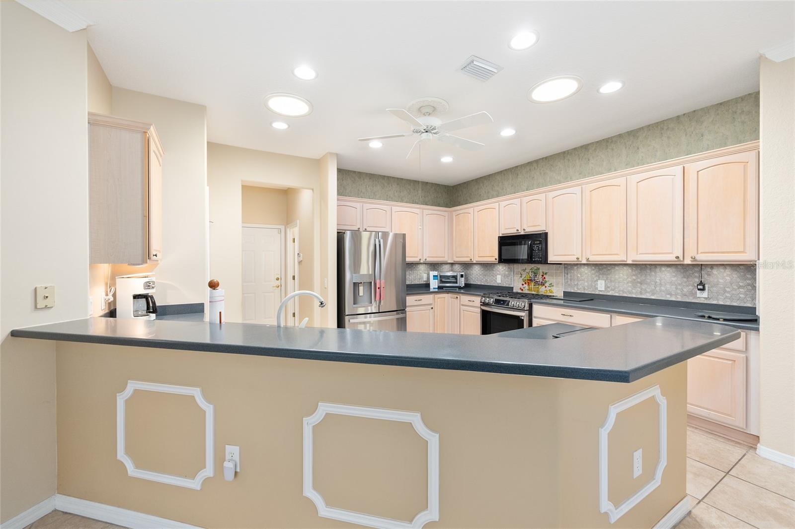 Image 11 of 69 For 9019 120th Loop