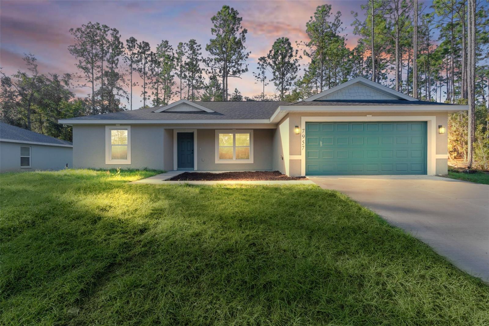 Listing photo id 0 for 7957 Primrose Drive