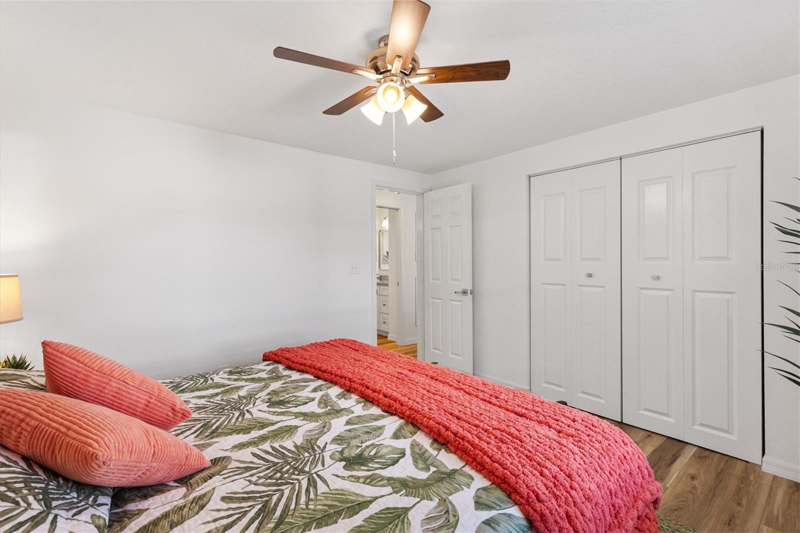 Image 23 of 32 For 1421 Schwartz Boulevard