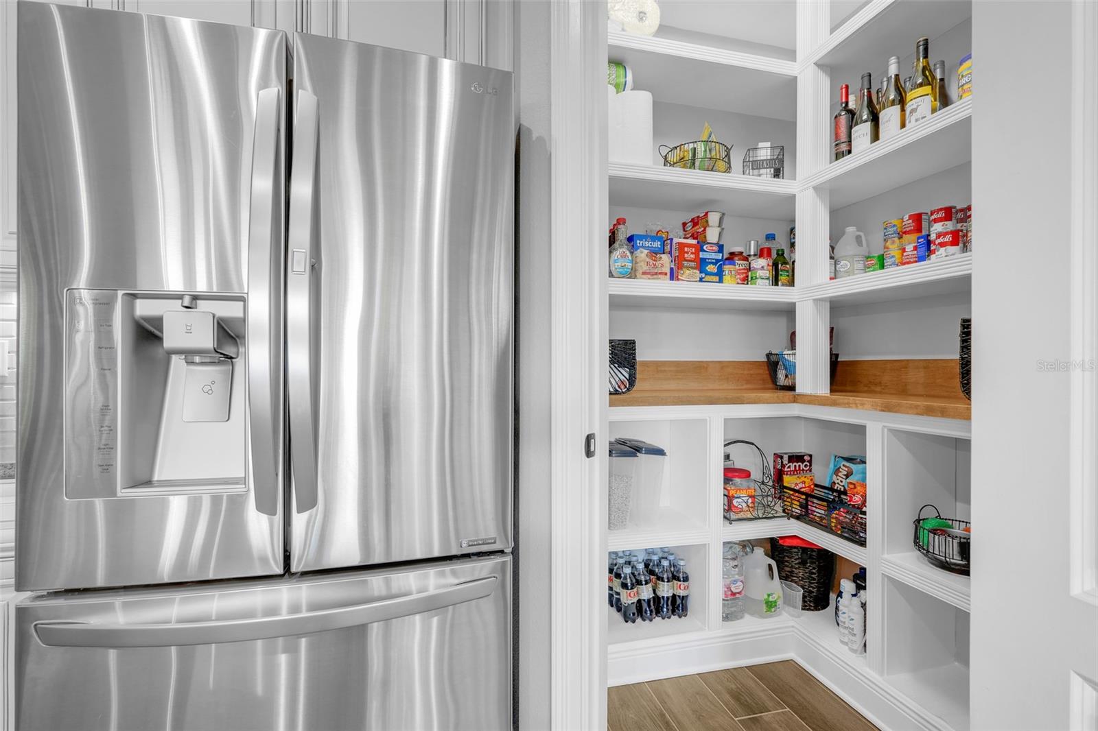 Image 18 of 42 For 4205 Bugle Street